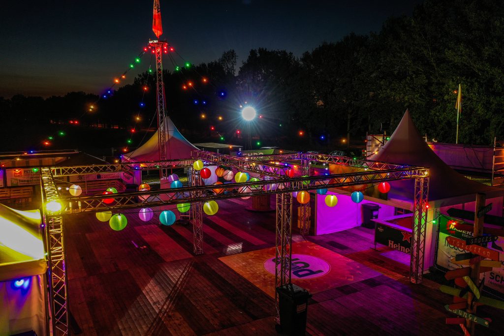 Festival Steenwijksmoer en Coevorden Pinkerweekend Uitgaan Stappen